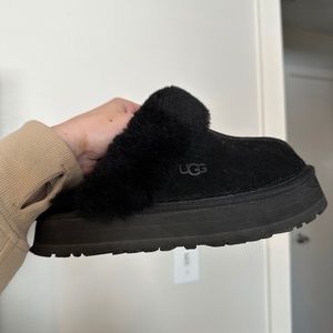 black ugg slippers